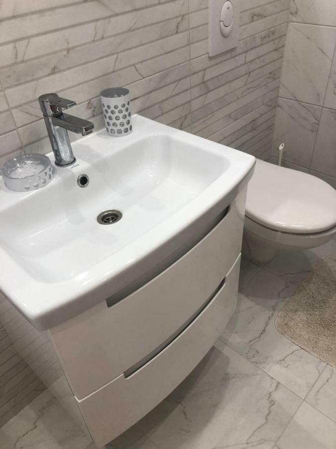 New Appartment In Yuzhny Yuzhne Eksteriør billede