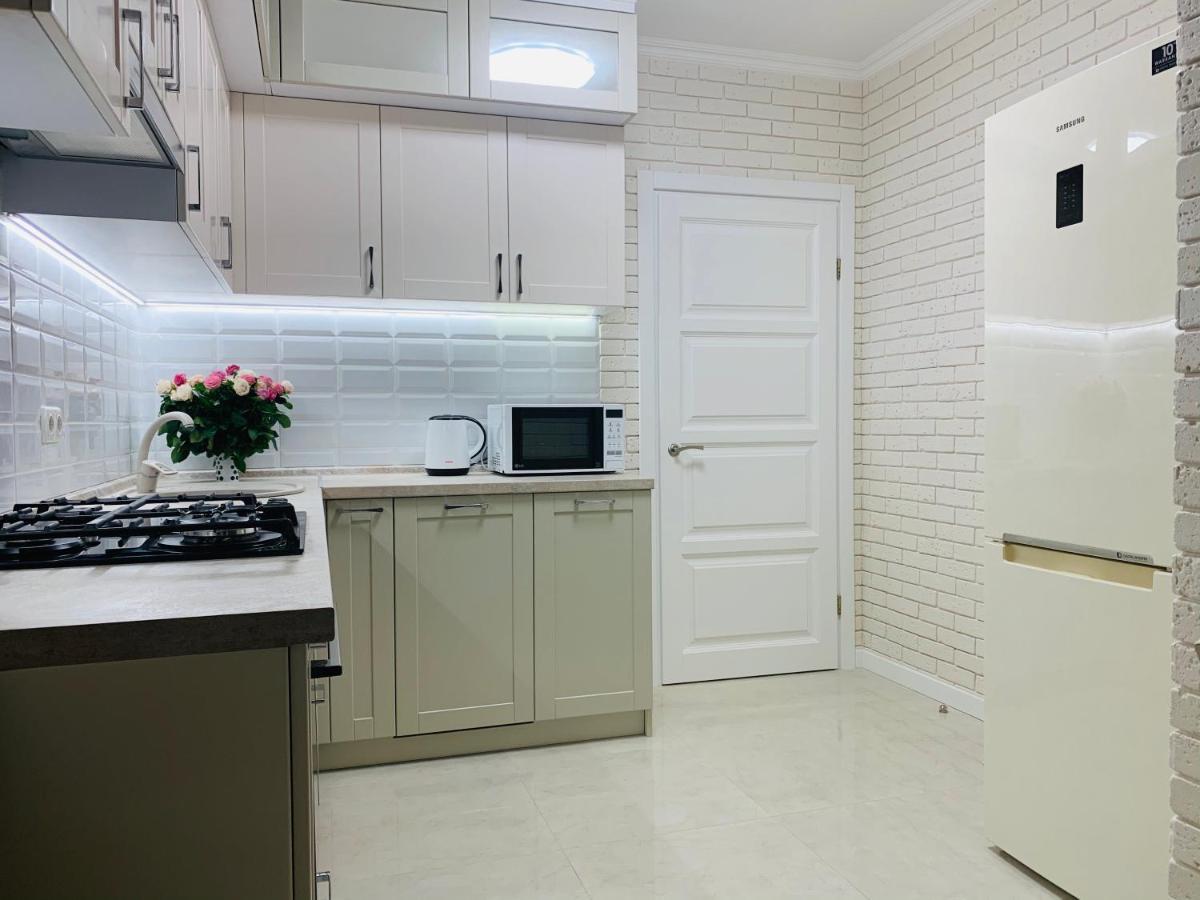 New Appartment In Yuzhny Yuzhne Eksteriør billede